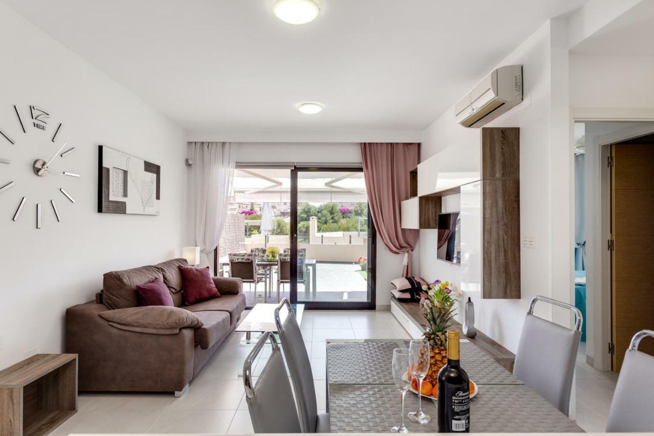 La Zenia Sabrina Apartment 5 โอริอุเอลา ภายนอก รูปภาพ